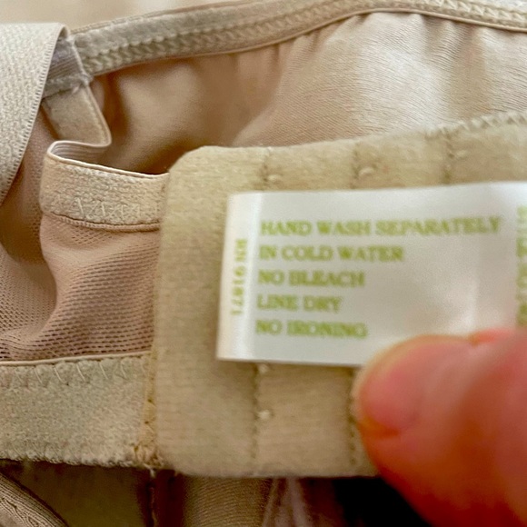 SOLUTIONS CAMI TOP BODY SHAPER CAMISOLE - Picture 4 of 4